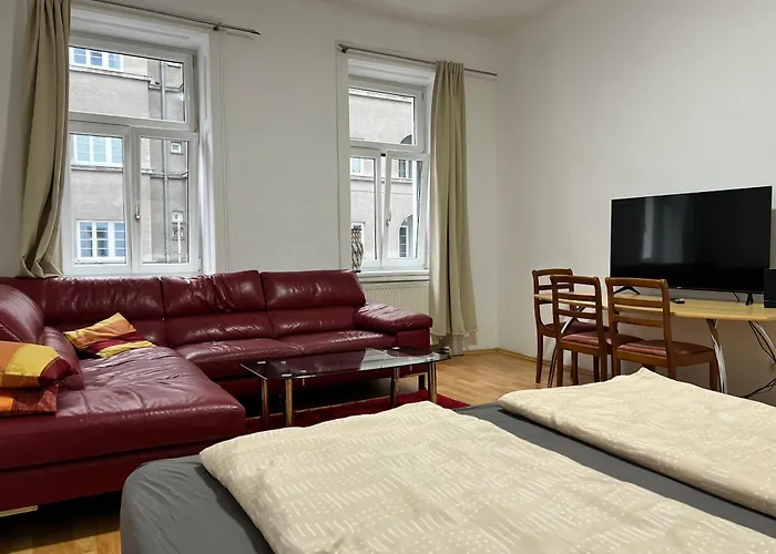 Cozy 2Br Apt- Near Danube River